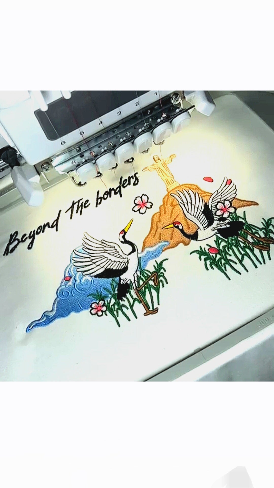Oversized embroidered japanese swans t-shirt